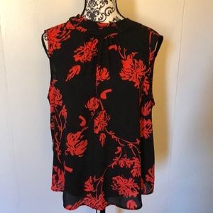 Who what Wear black and red sleeveless blouse